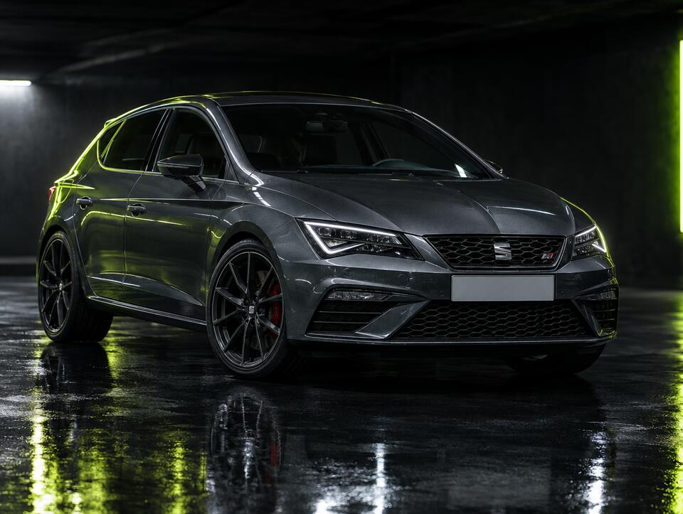 Cupra Leon 300 gris magnétique